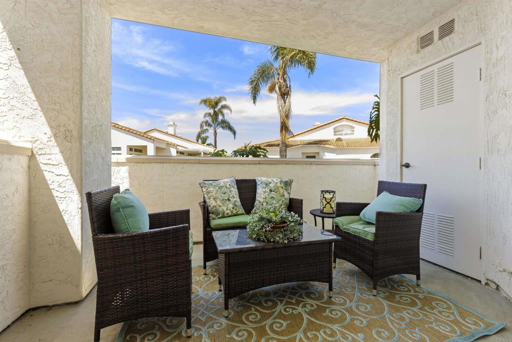 3305 Genoa Way, Unit 90 Oceanside, CA 92056 - Photo 9 of 35 a living room with furniture