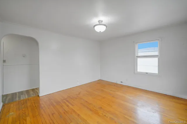 $539,900 | 67 Orchard Street, Lindenhurst, NY 11757