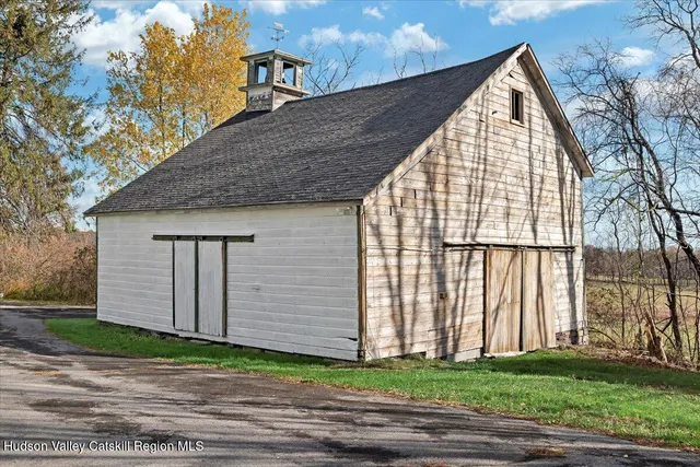 $600,000 | 186 County Road 411, Greenville, NY 12083