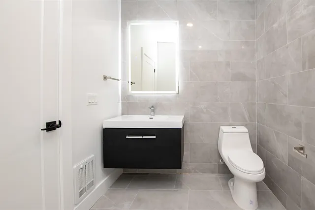 $2,700 | 6710 Park Avenue, Unit 503, Guttenberg, NJ 07093