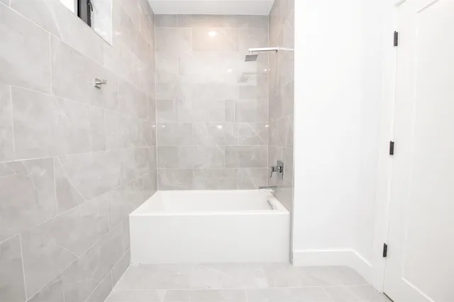 $2,700 | 6710 Park Avenue, Unit 503, Guttenberg, NJ 07093