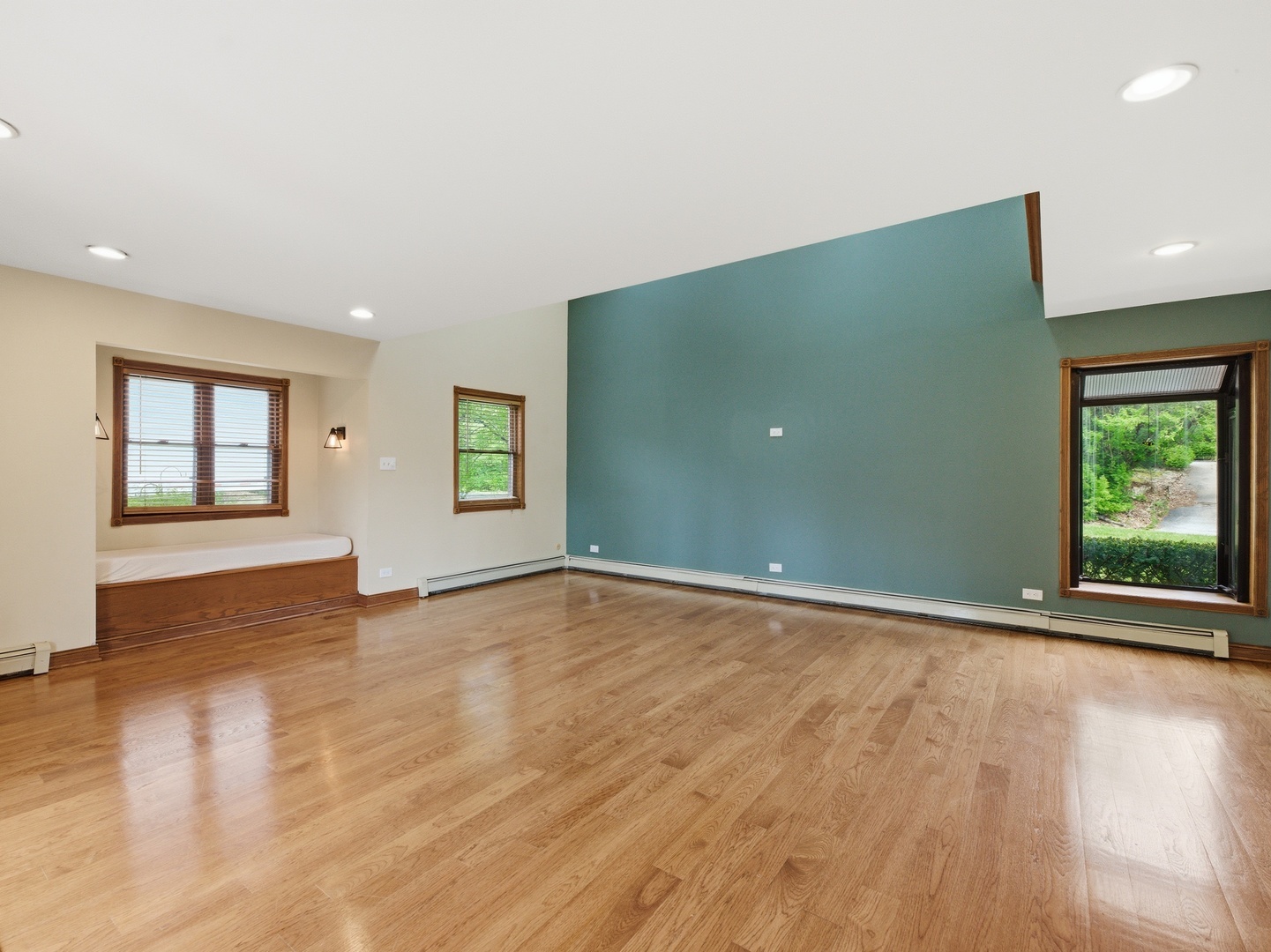 19W681 109th Street Lemont, IL 60439 - Photo 10 of 39