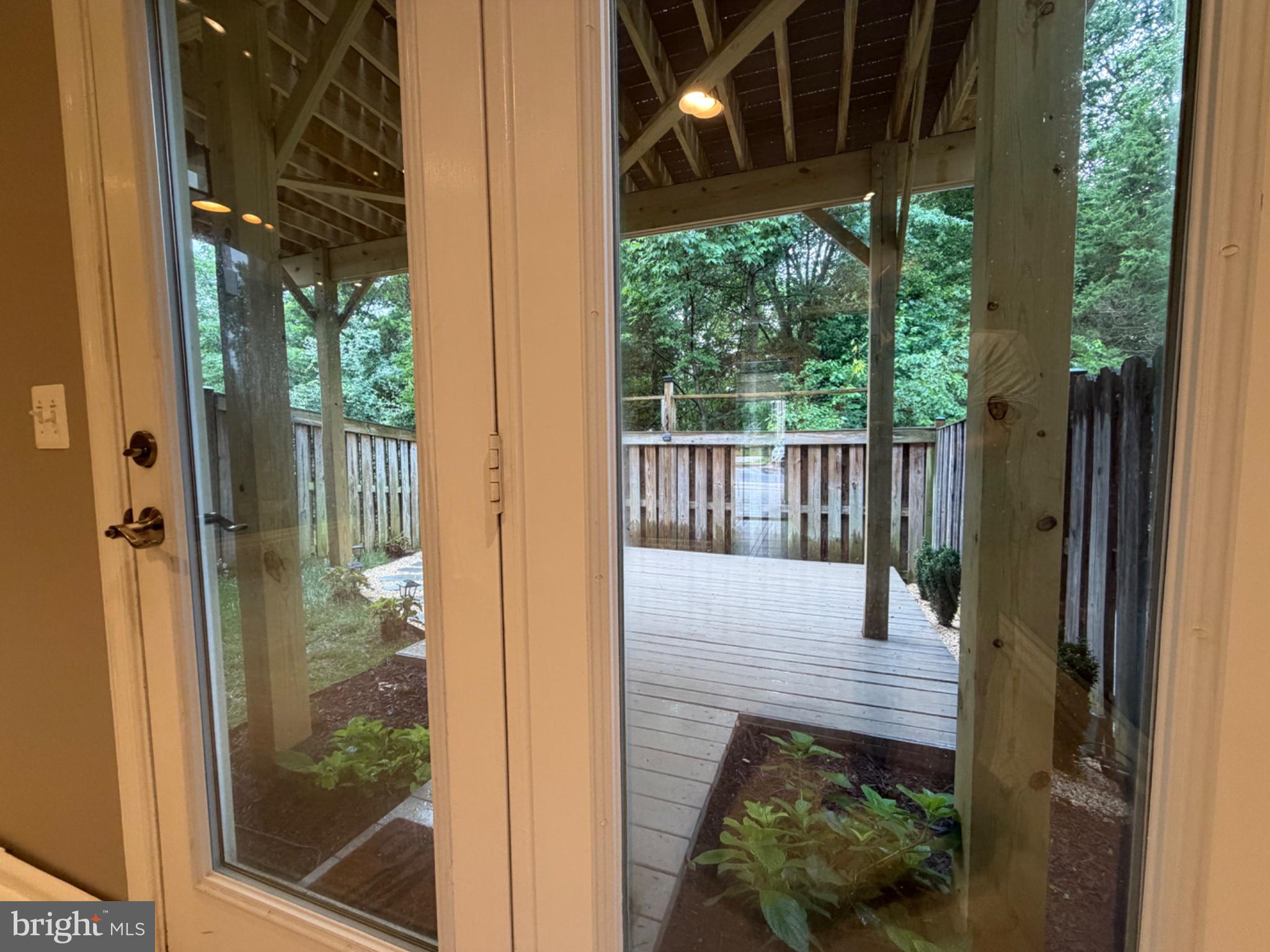 25333 Wakestone Terrace Chantilly, VA 20152 - Photo 44 of 109 Serene outdoor retreat awaits you.