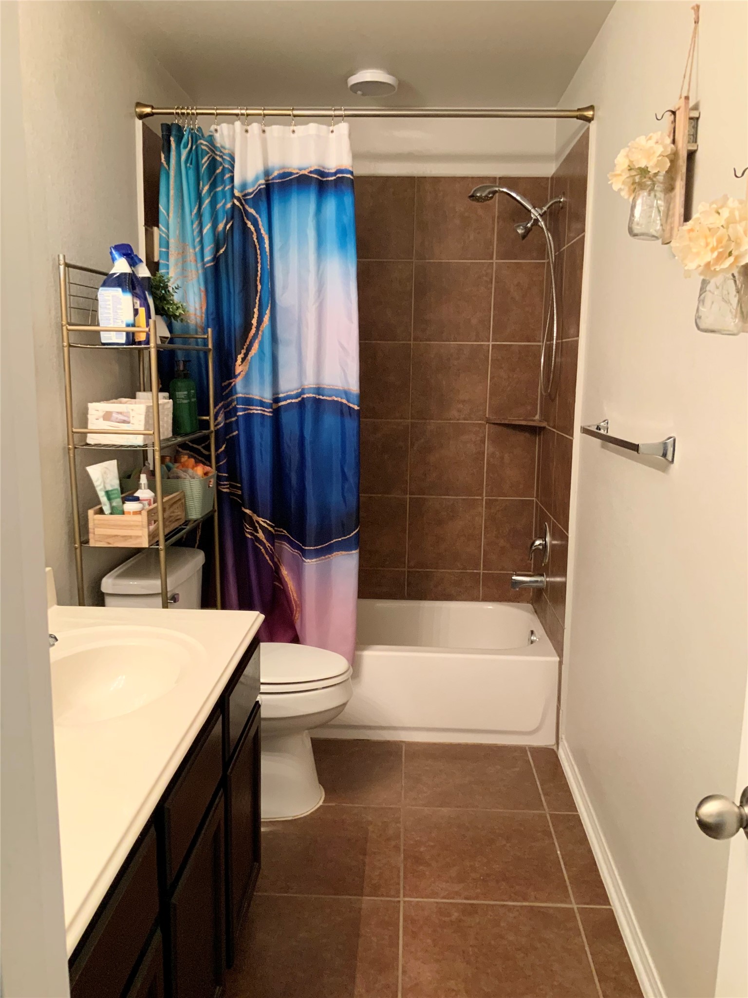 5446 Peppermint Lane Baytown, TX 77521 - Photo 46 of 49 Full bathroom