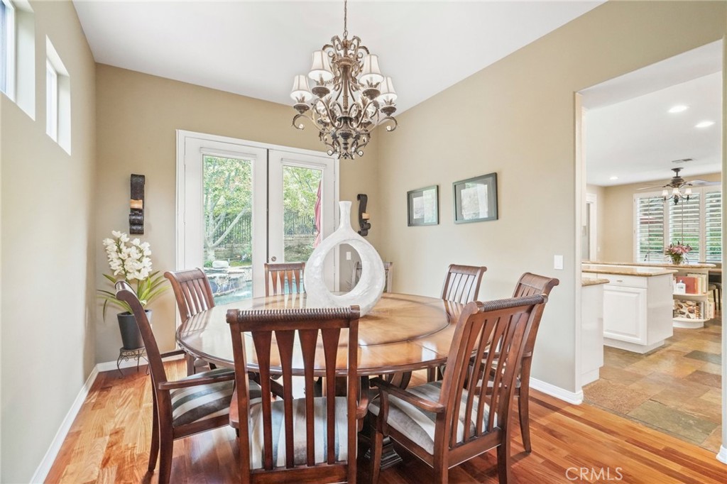 921 Ellesmere Way Oak Park, CA 91377 - Photo 8 of 68 Formal Dining Room