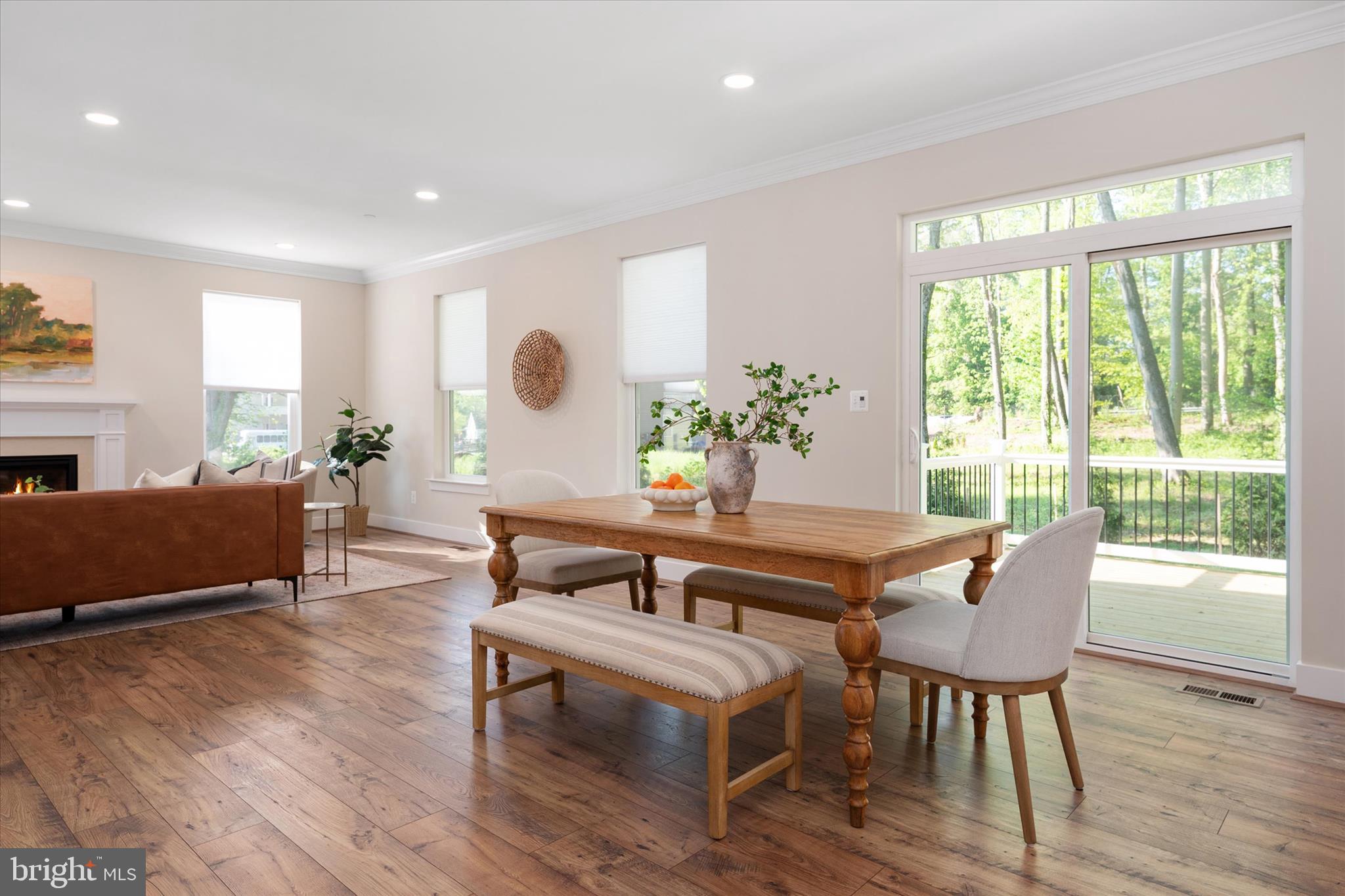 1252 Sunrise Beach Road Crownsville, MD 21032 - Photo 21 of 90 Dining room