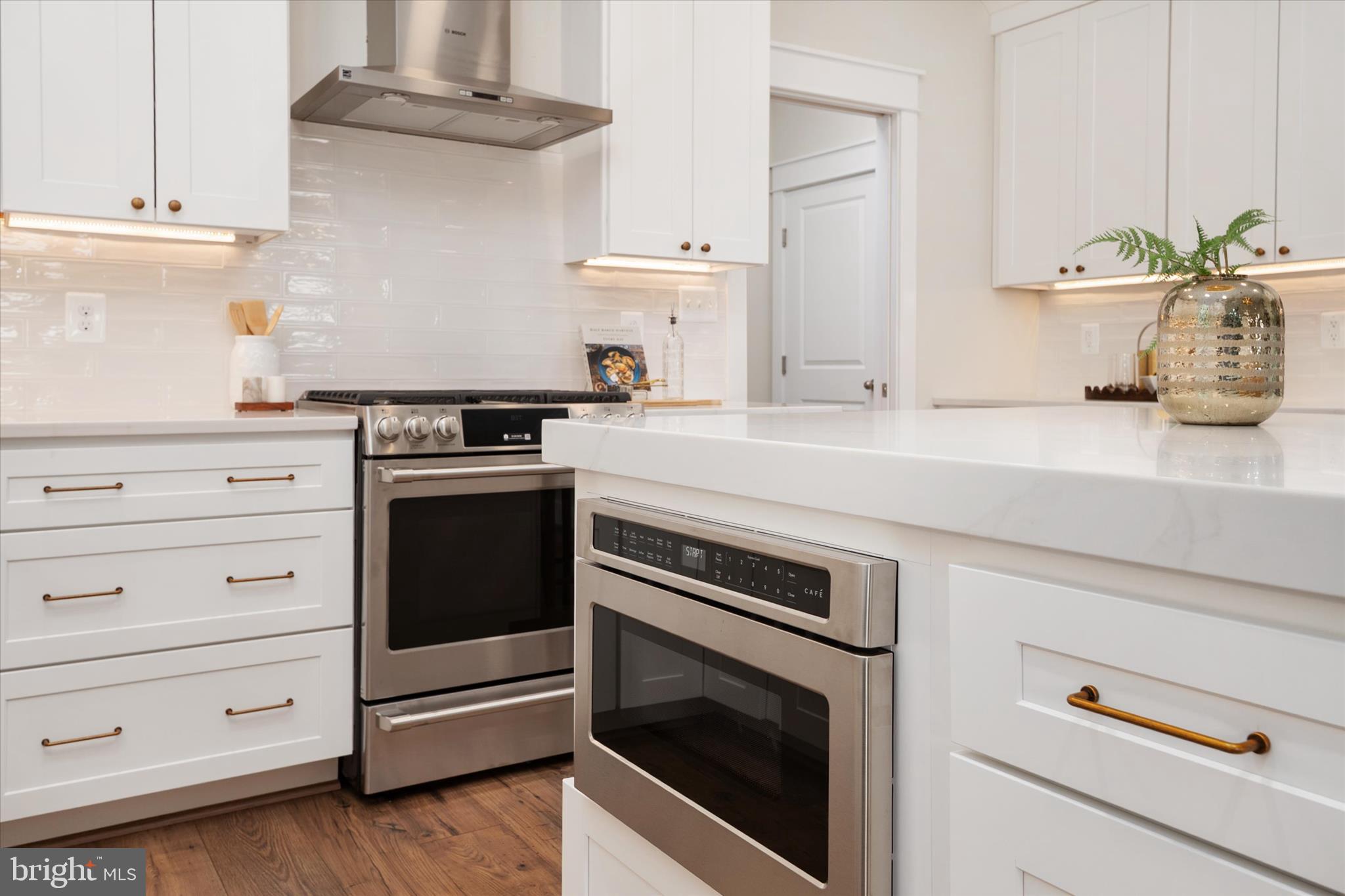 1252 Sunrise Beach Road Crownsville, MD 21032 - Photo 25 of 90 Kitchen