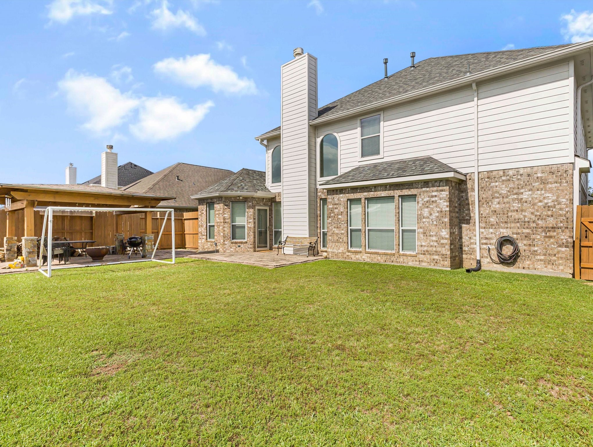 21402 Hannover Forest Spring, TX 77388 - Photo 29 of 30 a front view of a house with a garden