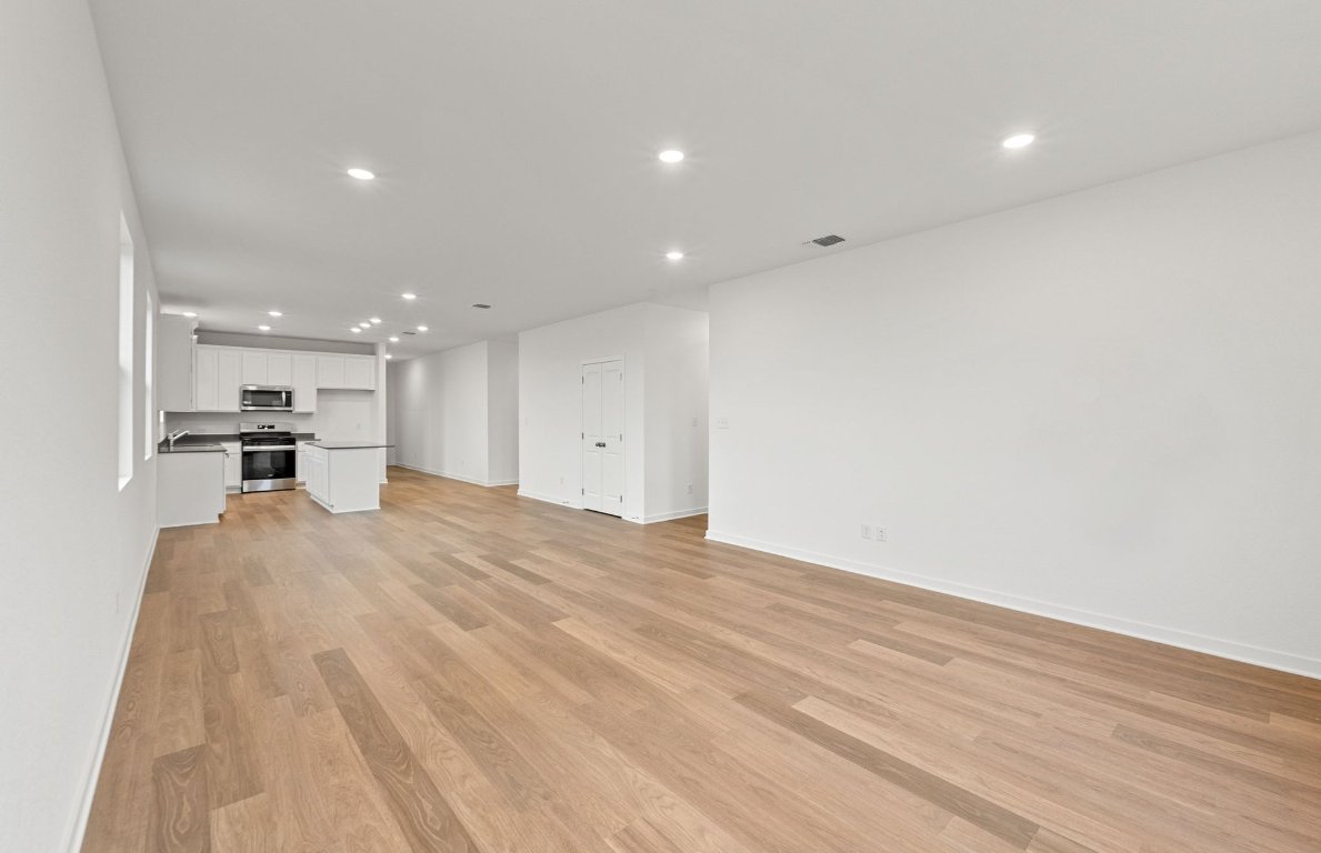 325 Sullivan Way Elgin, TX 78621 - Photo 4 of 19 a view of kitchen with sink and refrigerator