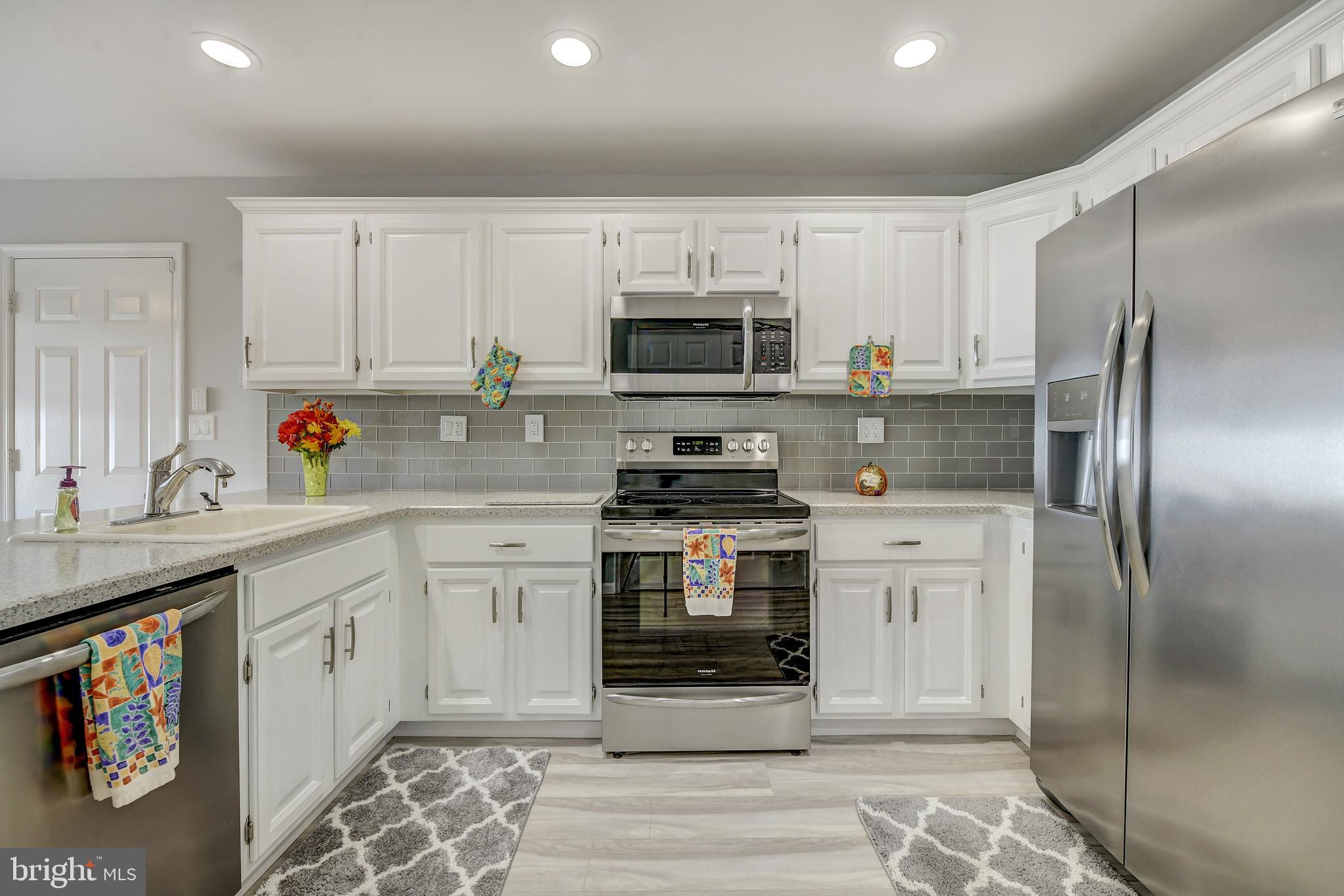 318 Wagon Wheel Circle Columbus, NJ 08022 - Photo 11 of 39 Kitchen