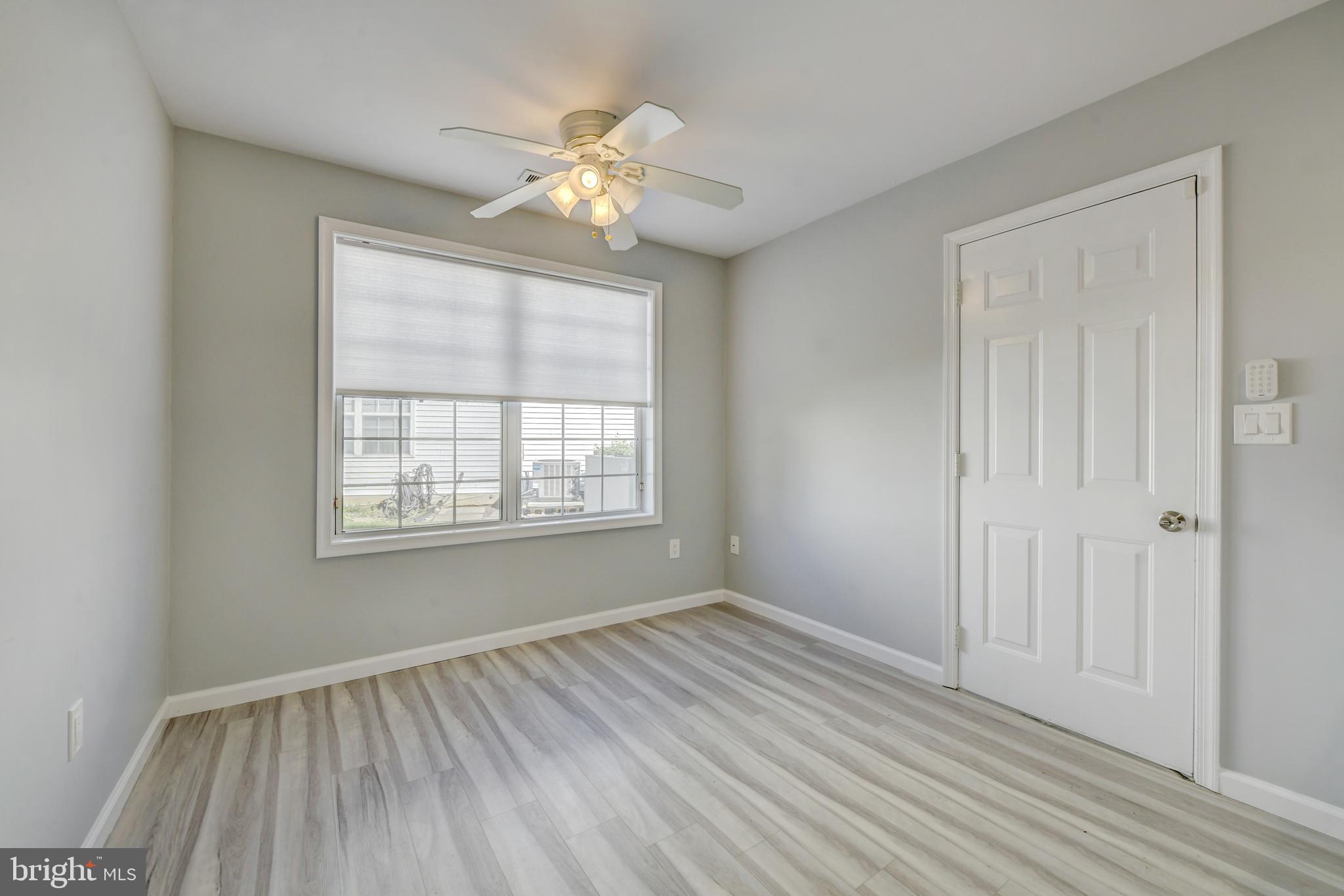 318 Wagon Wheel Circle Columbus, NJ 08022 - Photo 12 of 39