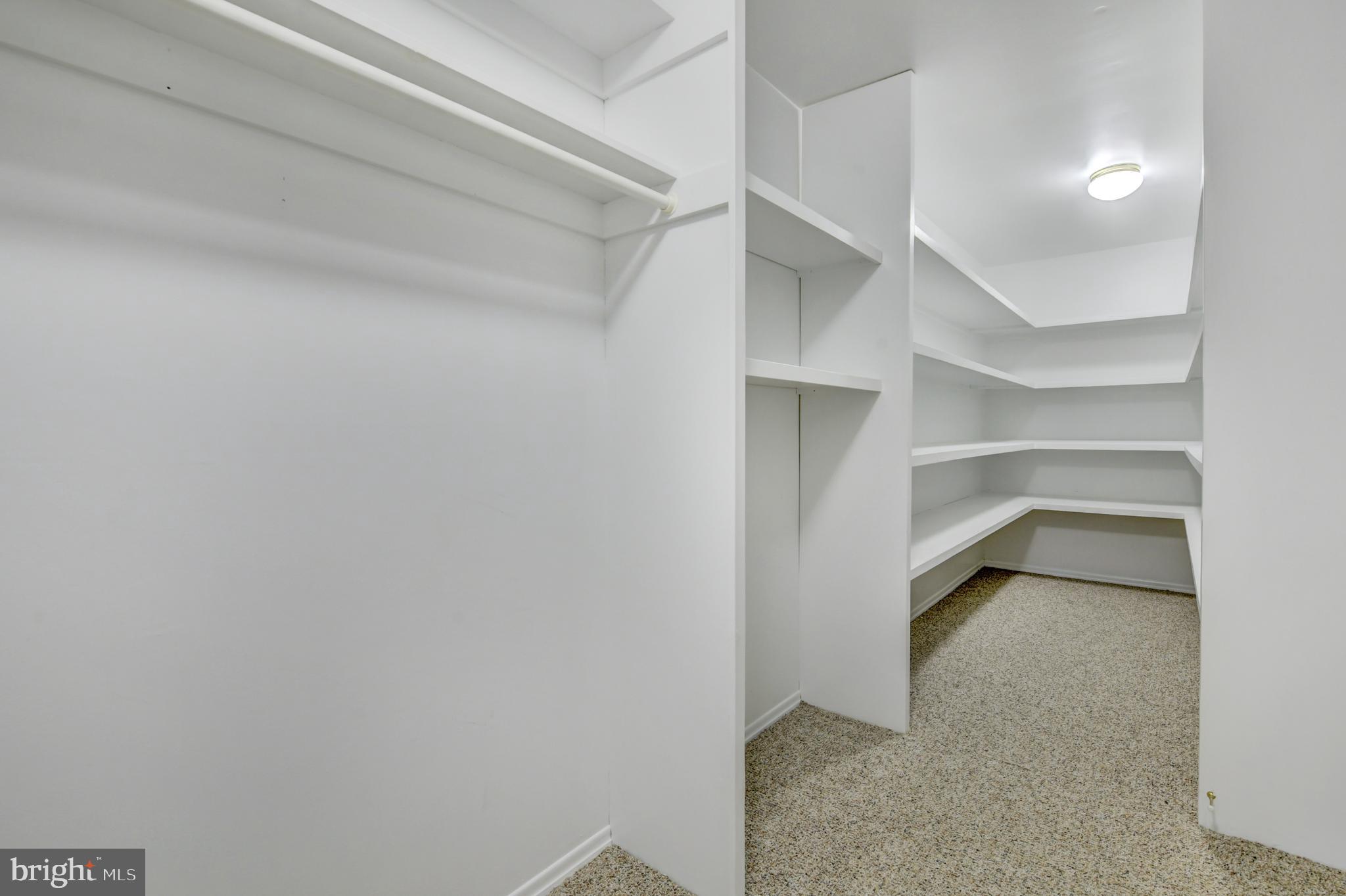 318 Wagon Wheel Circle Columbus, NJ 08022 - Photo 32 of 39 Storage Closet