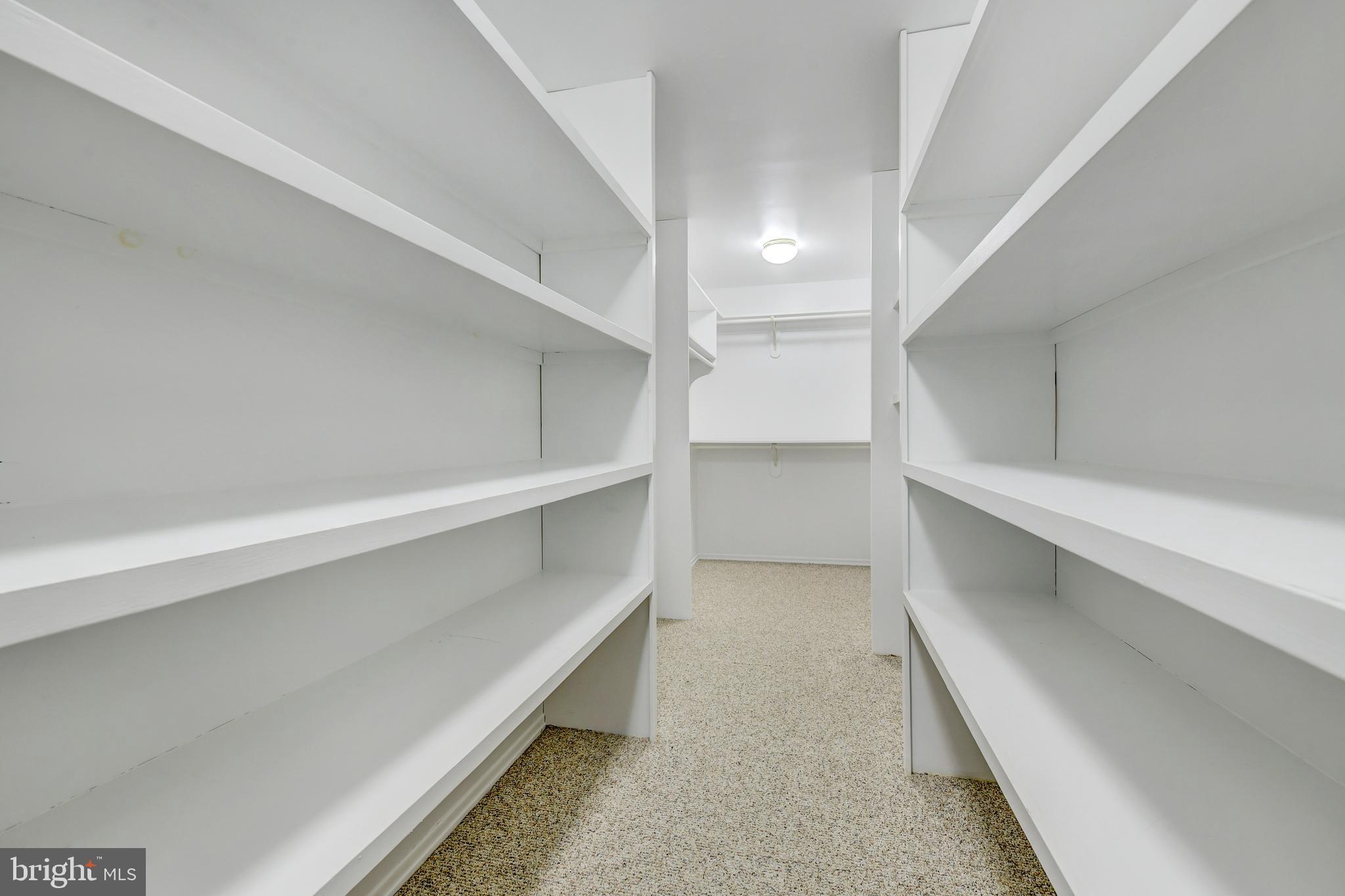 318 Wagon Wheel Circle Columbus, NJ 08022 - Photo 33 of 39 Storage Closet