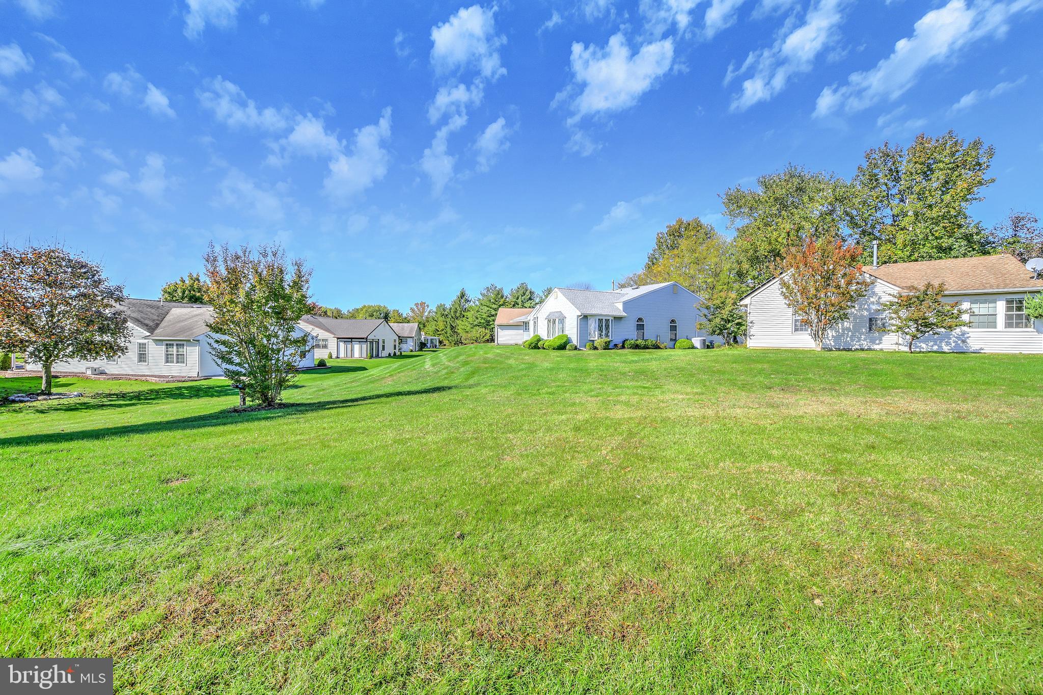 318 Wagon Wheel Circle Columbus, NJ 08022 - Photo 38 of 39 Back Yard