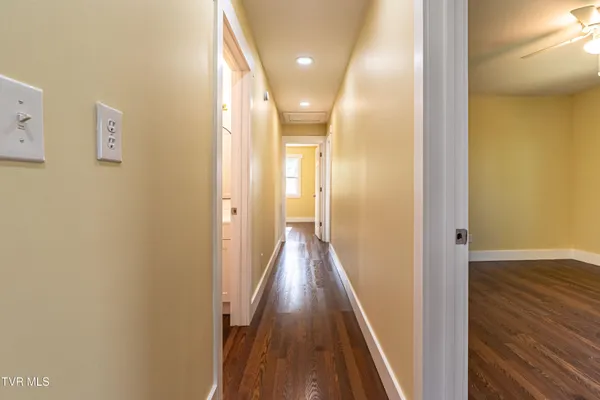 $198,000 | 29344 Hillman Highway, Meadowview, VA 24361