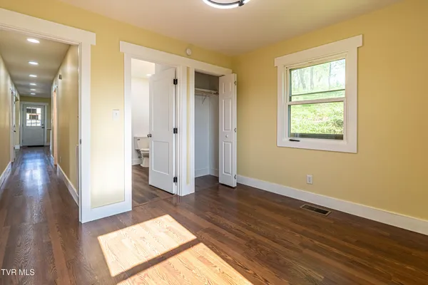 $198,000 | 29344 Hillman Highway, Meadowview, VA 24361