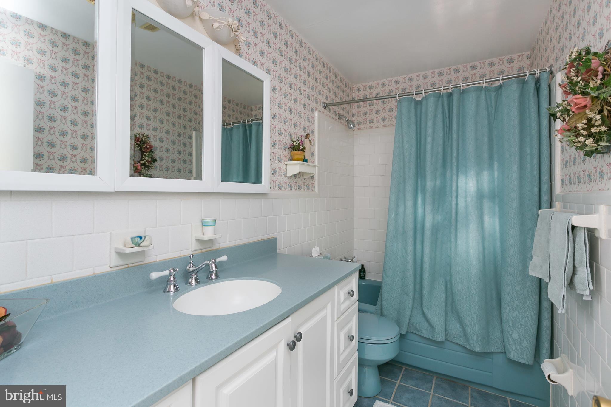 908 Crestwick Road Baltimore, MD 21286 - Photo 15 of 30 Bath