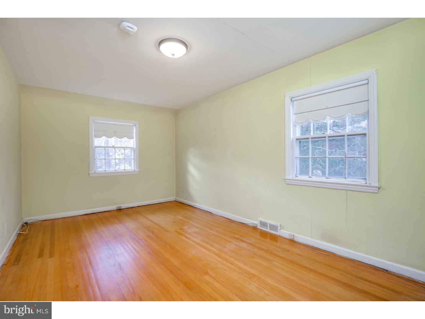 128 Merion Road Cherry Hill, NJ 08002 - Photo 15 of 24