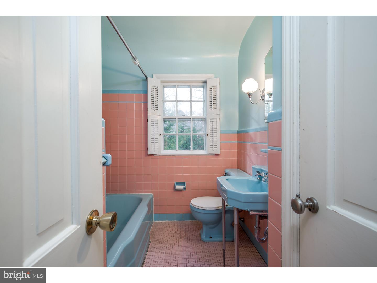 128 Merion Road Cherry Hill, NJ 08002 - Photo 16 of 24