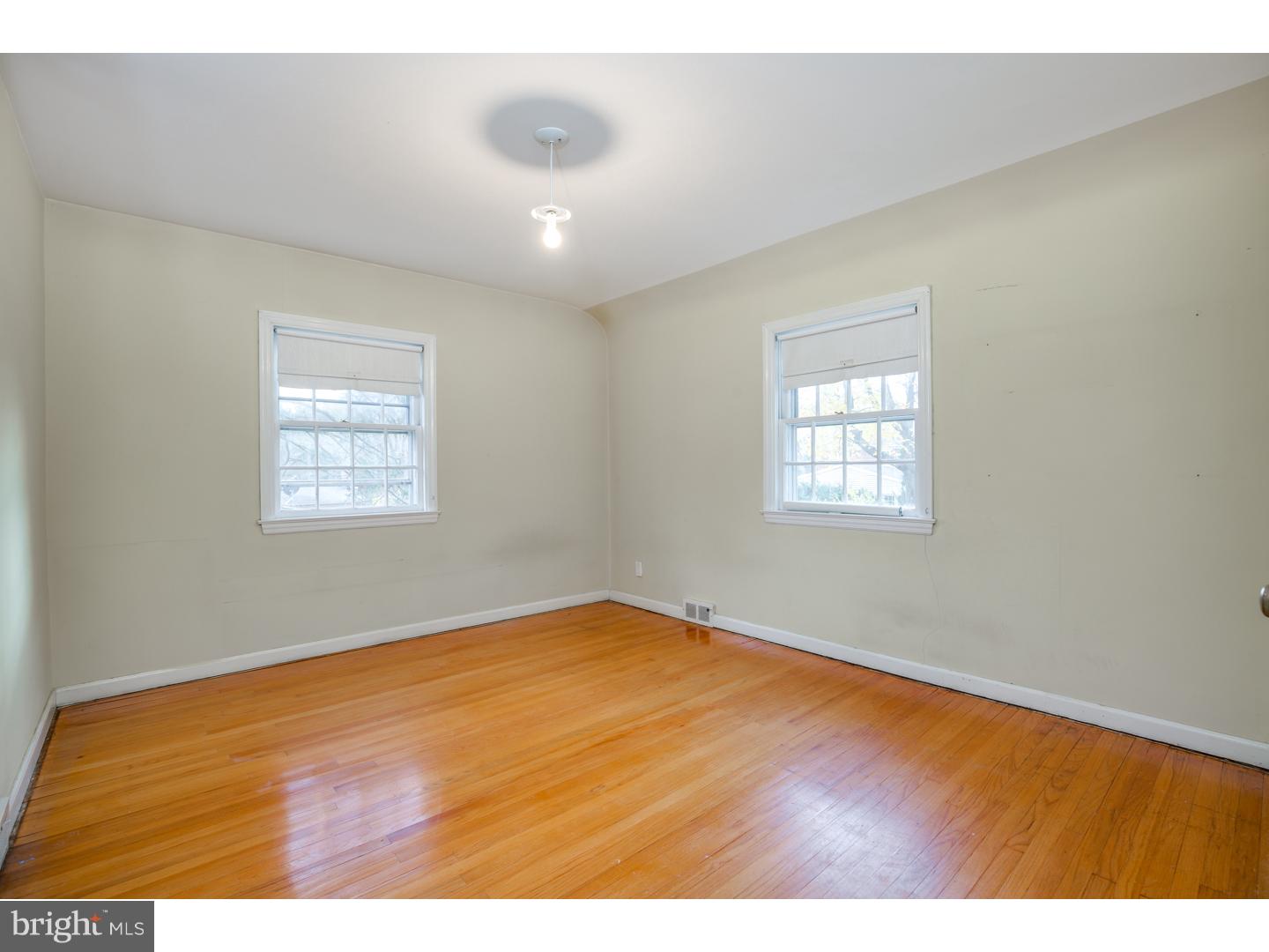 128 Merion Road Cherry Hill, NJ 08002 - Photo 17 of 24