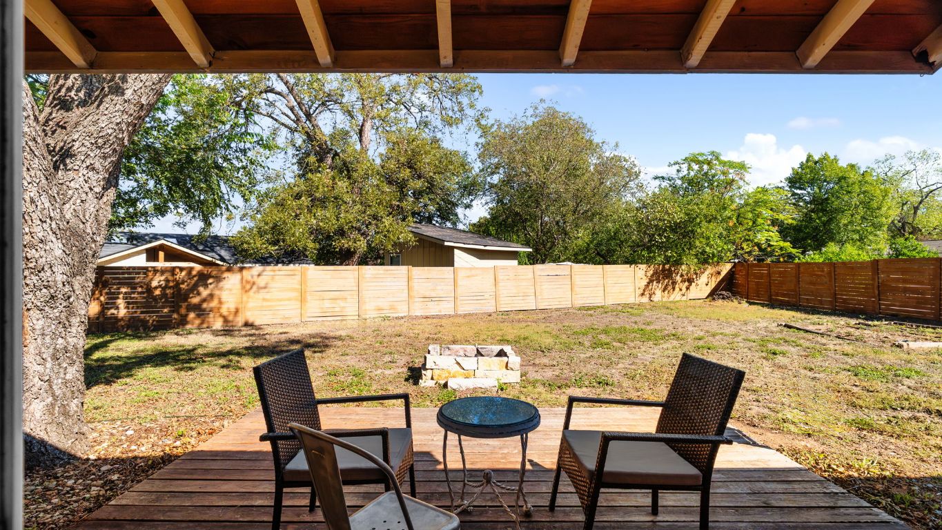 2118 Fordham Lane Austin, TX 78723 - Photo 26 of 28 a view of two chairs and table in the patio