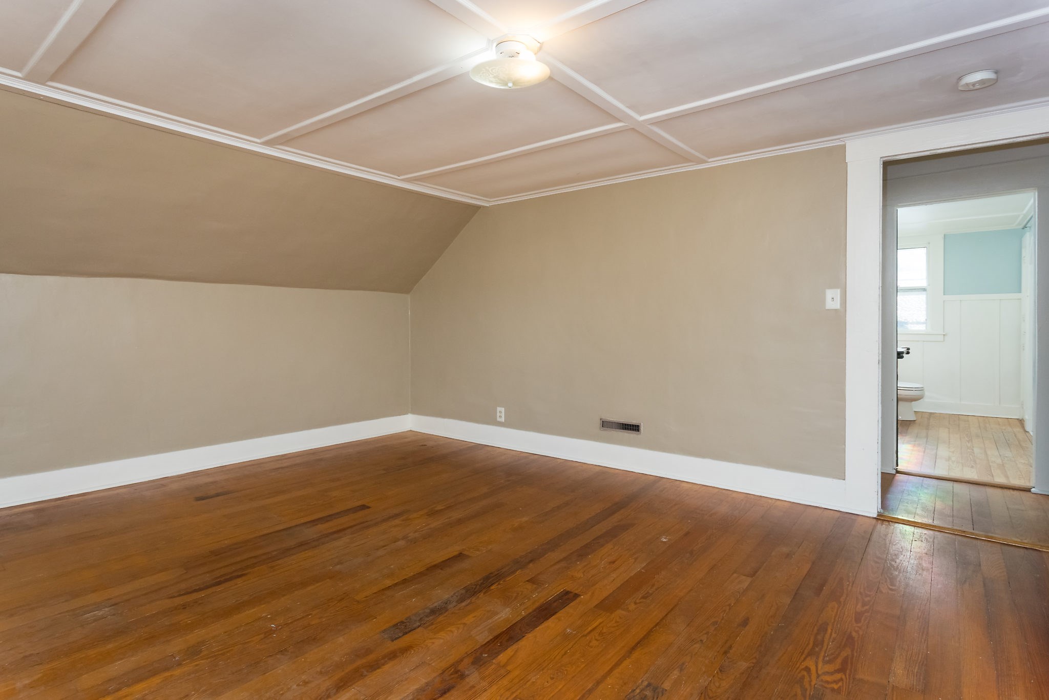 20 Common Street Rochester, NH 03867 - Photo 25 of 40
