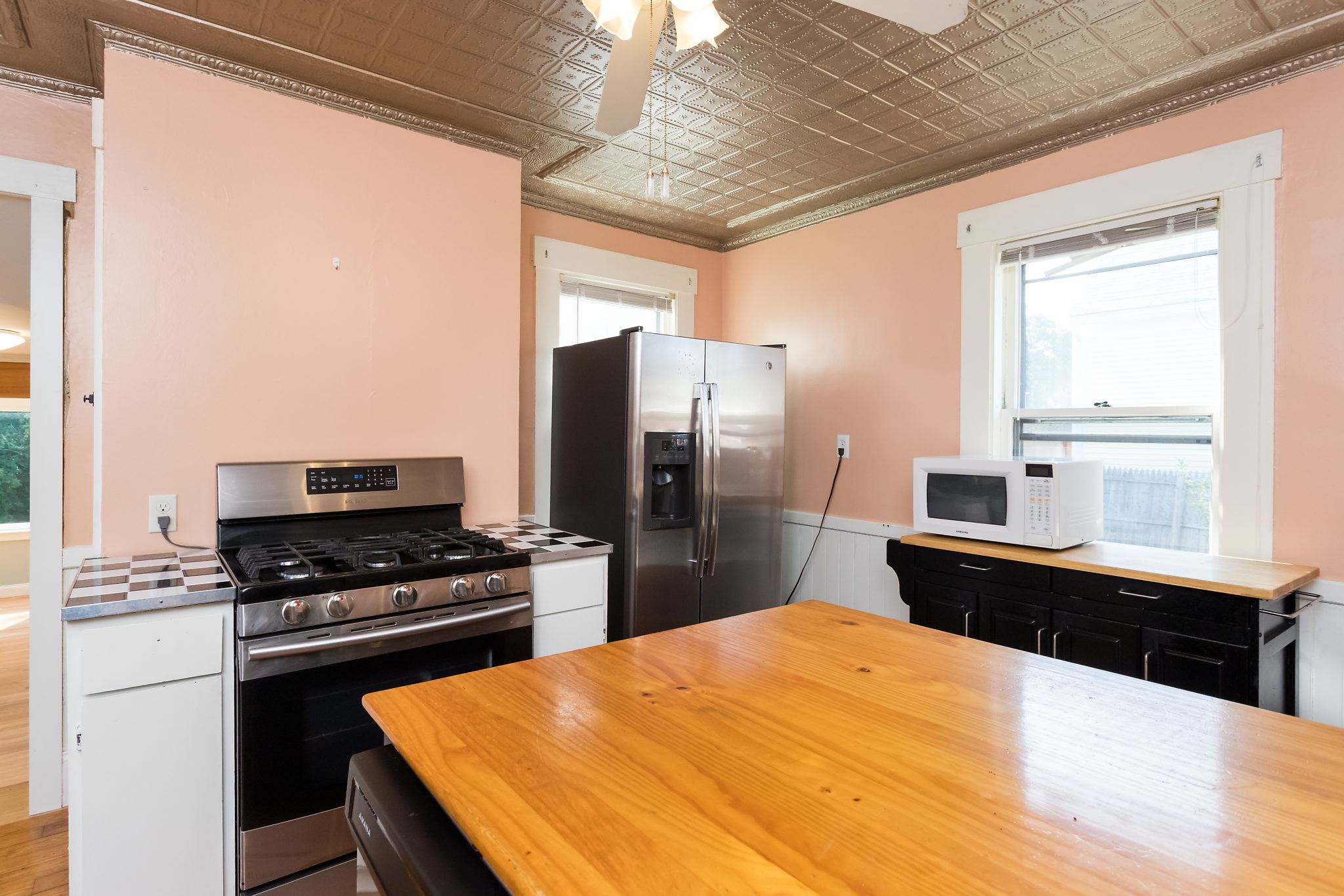 20 Common Street Rochester, NH 03867 - Photo 6 of 40