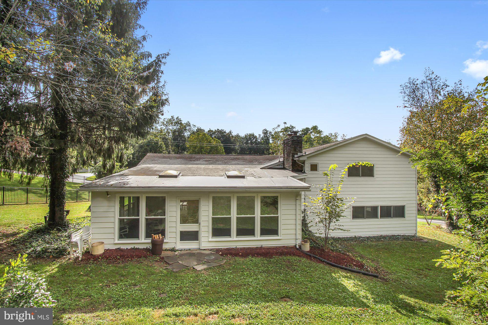 257 Tri Hill Road York, PA 17403 - Photo 34 of 38 Gallery Image 34