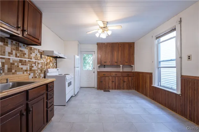 $134,900 | 328 Pleasant Avenue, Herkimer, NY 13350