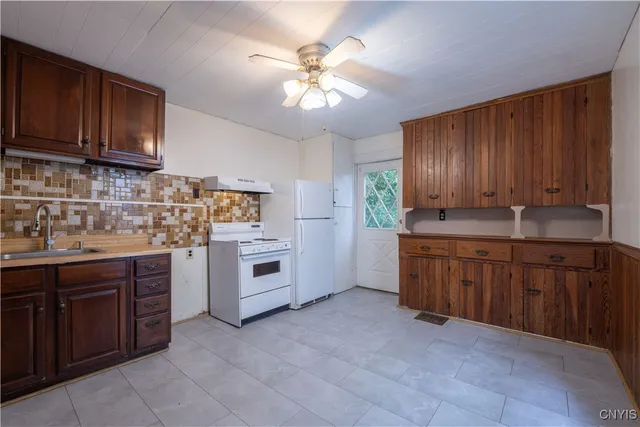 $134,900 | 328 Pleasant Avenue, Herkimer, NY 13350