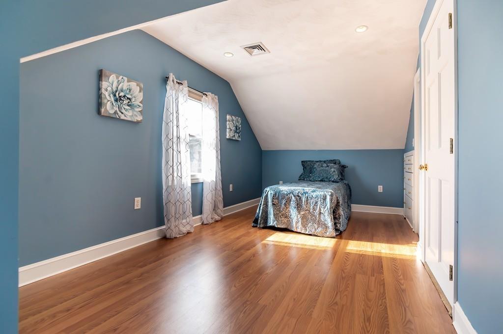 23 Swansea Road Wakefield, MA 01880 - Photo 19 of 28 Gallery Image 19