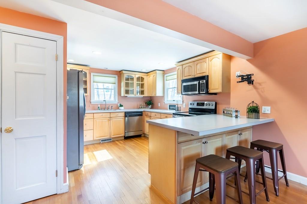 23 Swansea Road Wakefield, MA 01880 - Photo 10 of 28 Gallery Image 10