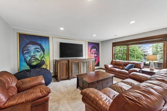 $936,000 | 16895 Dynamic Drive, Lakeville, MN 55044