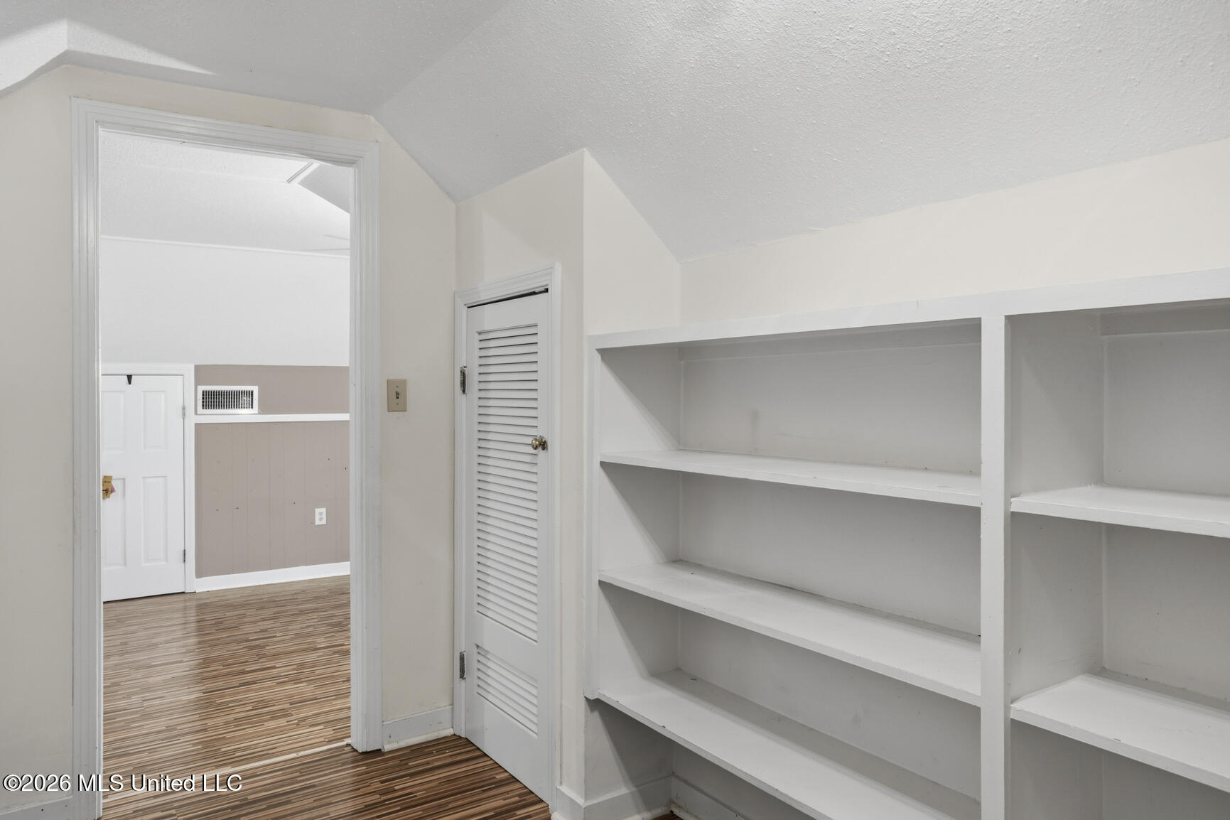 1012 Buckley Drive Jackson, MS 39206 - Photo 42 of 45 1012 Buckley-44