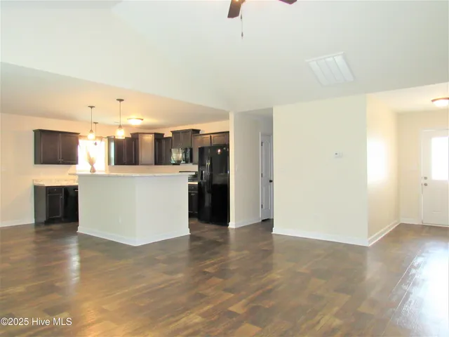 $1,675 | 136 Laredo Drive, Jacksonville, NC 28540