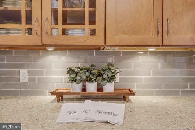 $1,132,000 | 4016 Halsey Court, Kensington, MD 20895