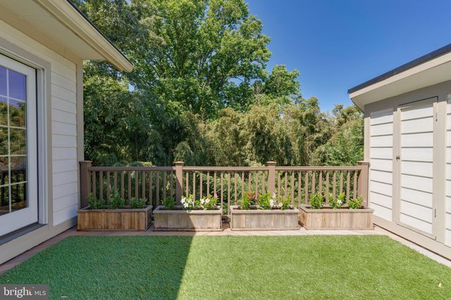 $1,132,000 | 4016 Halsey Court, Kensington, MD 20895