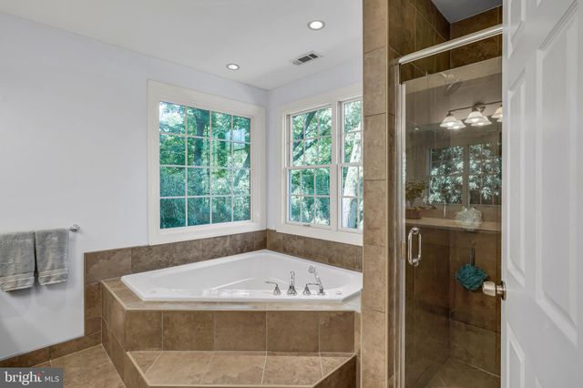 $1,132,000 | 4016 Halsey Court, Kensington, MD 20895