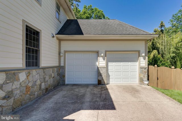 $1,132,000 | 4016 Halsey Court, Kensington, MD 20895