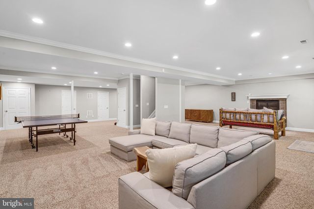 $1,132,000 | 4016 Halsey Court, Kensington, MD 20895