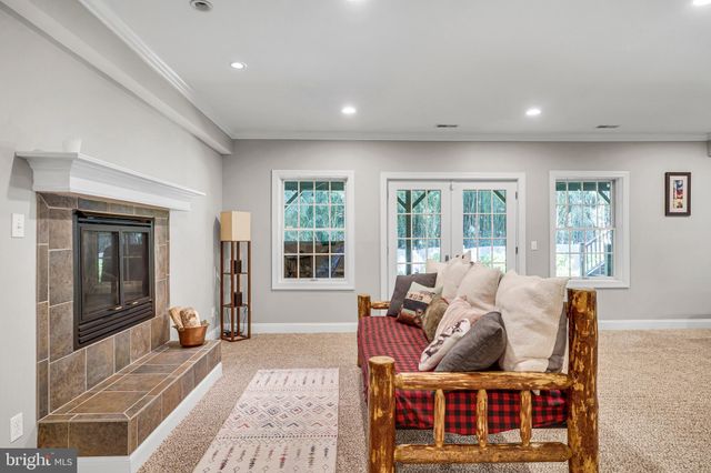 $1,132,000 | 4016 Halsey Court, Kensington, MD 20895