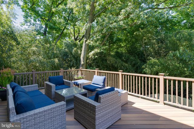 $1,132,000 | 4016 Halsey Court, Kensington, MD 20895