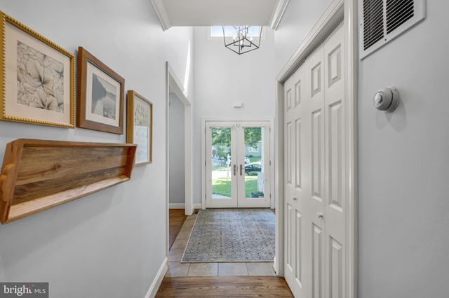 $1,132,000 | 4016 Halsey Court, Kensington, MD 20895