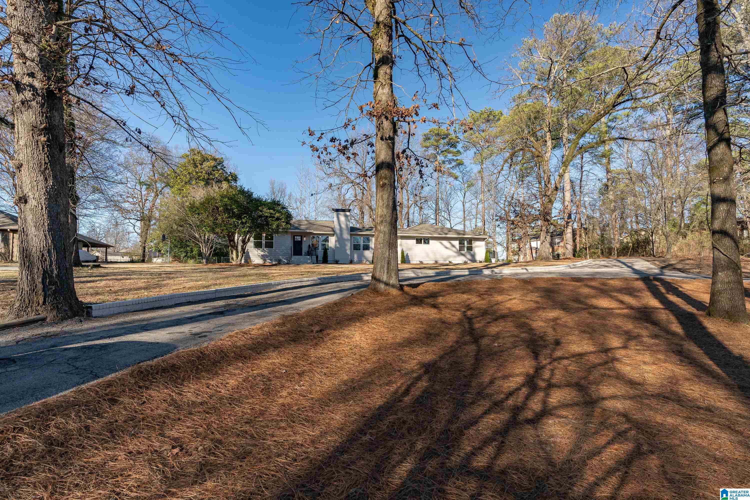 2405 Tyler Road Birmingham, AL 35226 - Photo 2 of 37