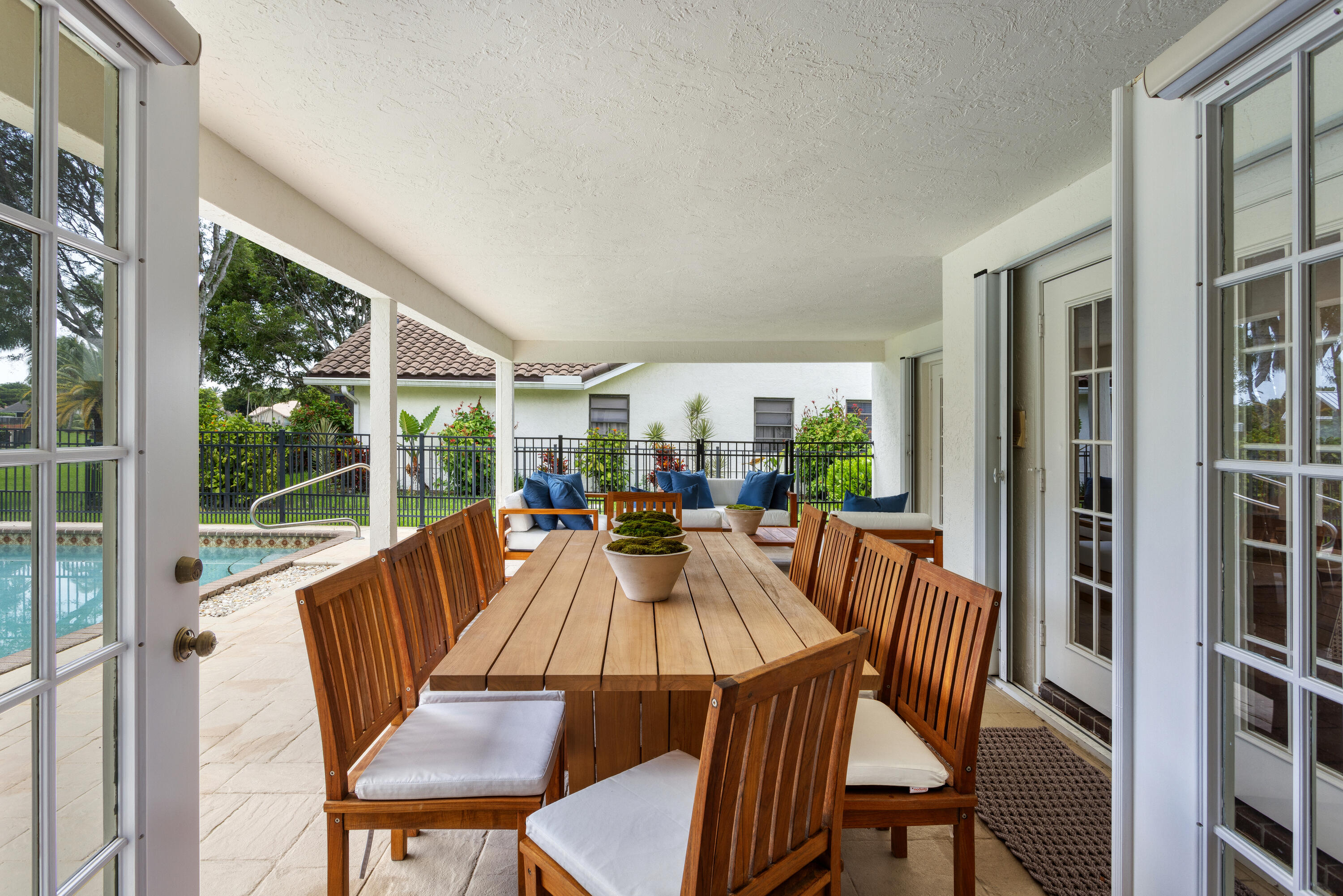2020 Parkside Circle South Boca Raton, FL 33486 - Photo 13 of 24 Primary View