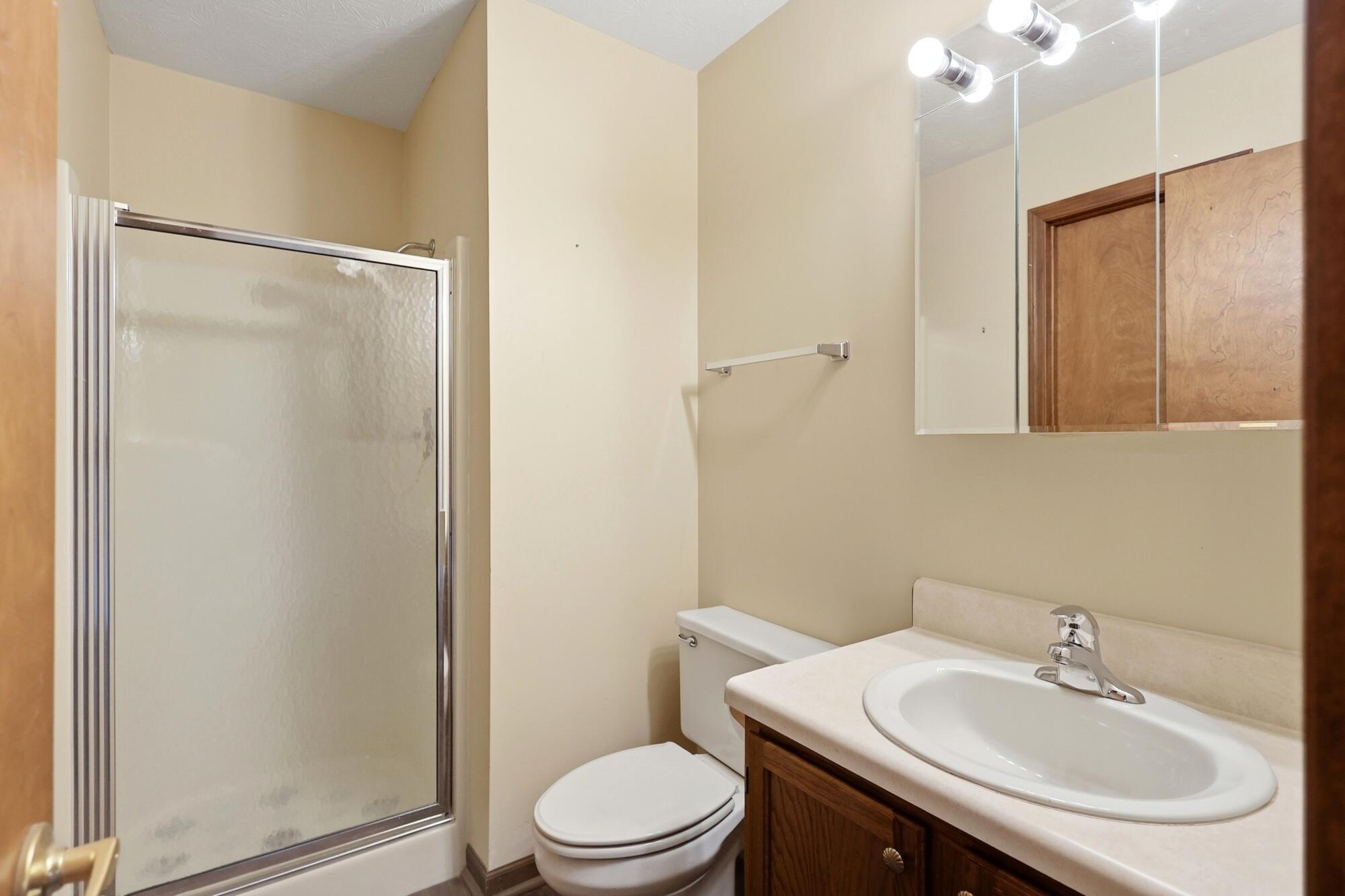 1703 Fox Ridge Drive Springfield, OH 45503 - Photo 27 of 43 033