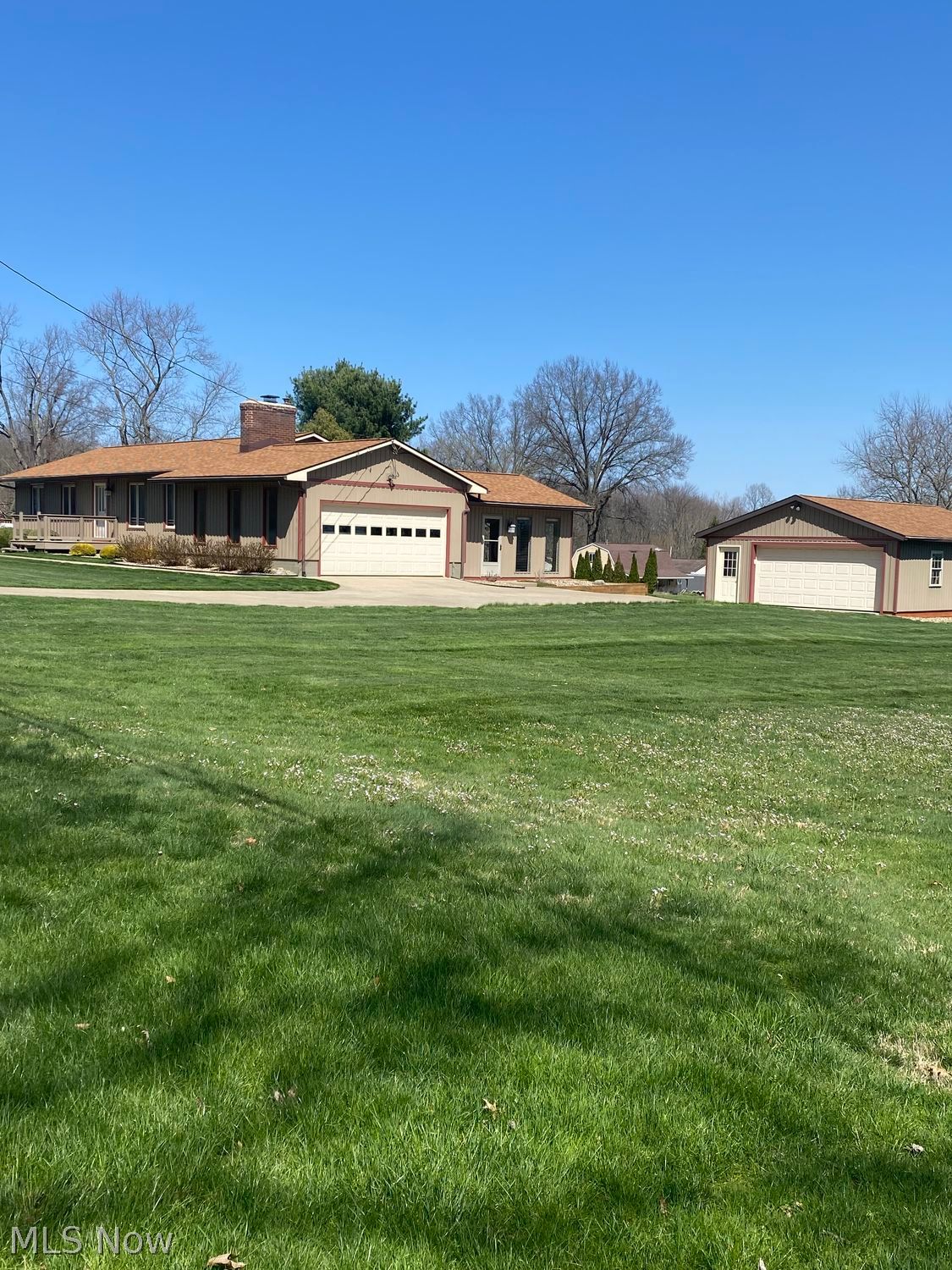 3857 Rangely Road Barberton, OH 44203 - Photo 3 of 28