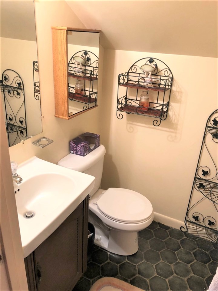 904 Brett Cabel Road Washington, IN 47501 - Photo 13 of 16 Gallery Image 13