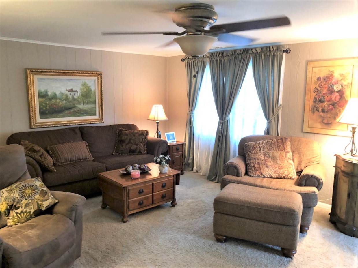 904 Brett Cabel Road Washington, IN 47501 - Photo 3 of 16 Gallery Image 3