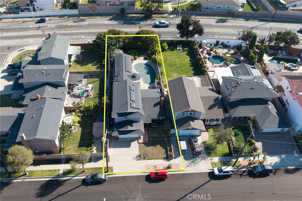813 Statler Street San Pedro, CA 90731 - Photo 40 of 42 an aerial view of houses with outdoor space
